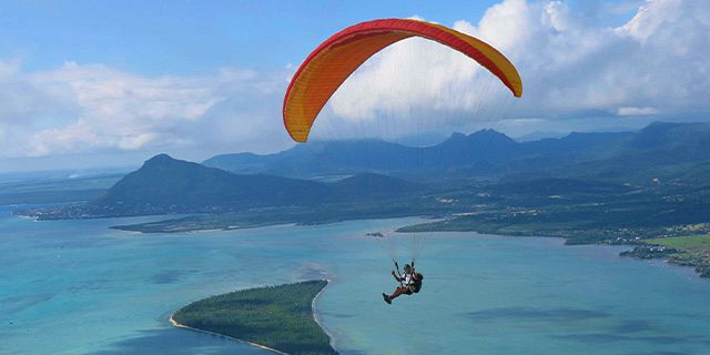 Paragliding in mauritius tandem (3)